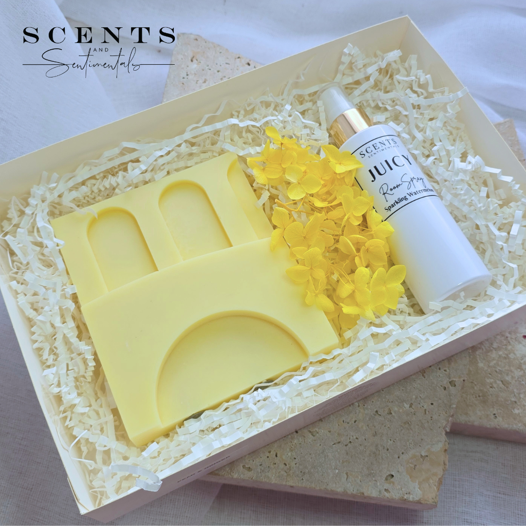 Arch Pillar Candle + Room Spray