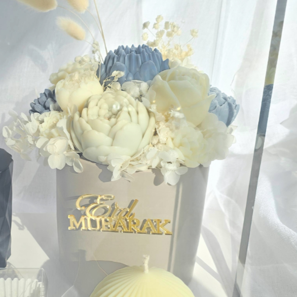 Everlasting Bouquet Vase Gift